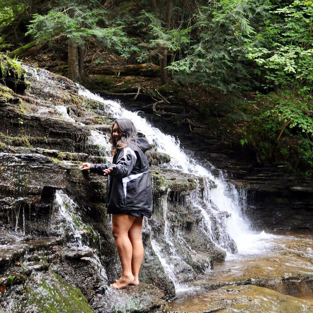 Meet your Posher, Rayana